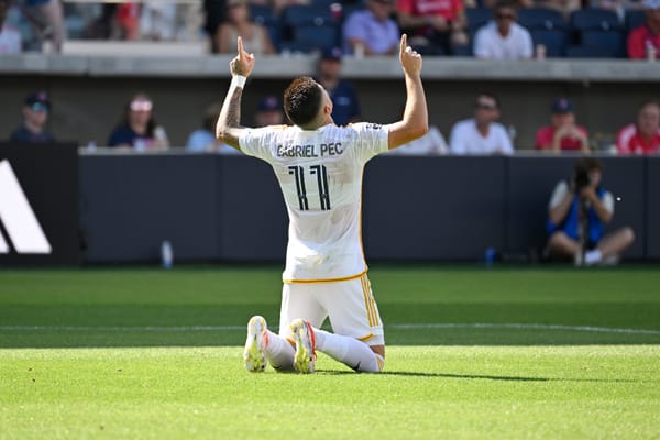 🗞️ Weekly News Roundup — Detroit City stadium, Adams defends Pulisic & more!